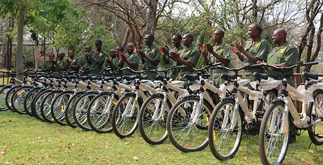 VFAPU scouts with their new Buffalo bicycles