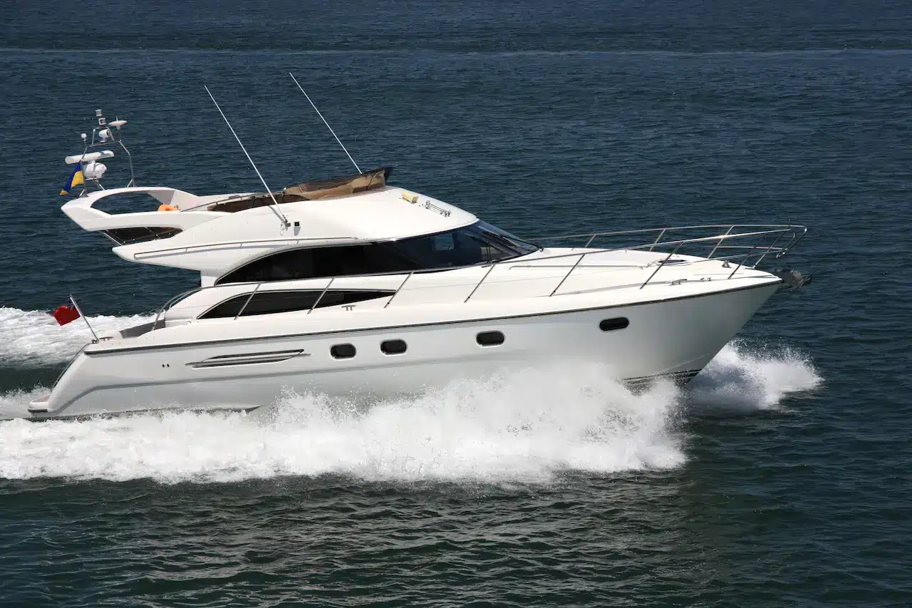 8 Things You Should Know Before Taking Your First Boat Cruise