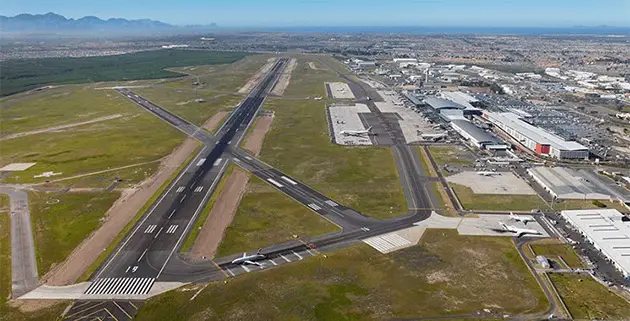 Cape Town Airport Runway FTW Online